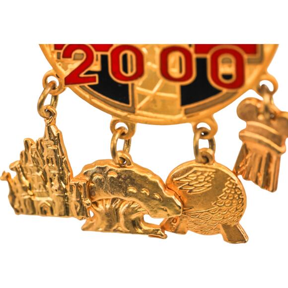 Disney 2000 4 Park Icon Dangle Gold Limited Edition /10,000 Pin - Picture 4 of 8
